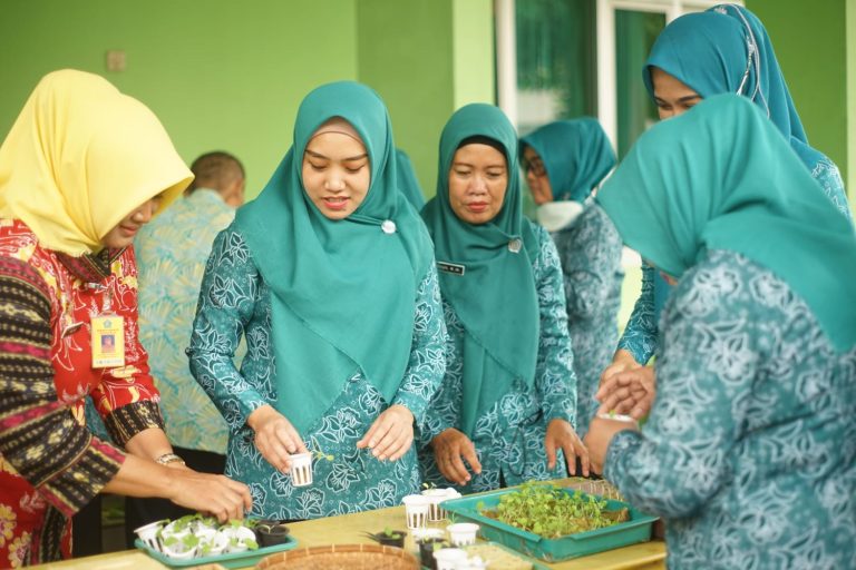 Dukung Program Ketahanan Pangan, TP PKK Sidoarjo Gelar Sosialisasi Pemanfaatan Lahan Pekarangan Keluarga